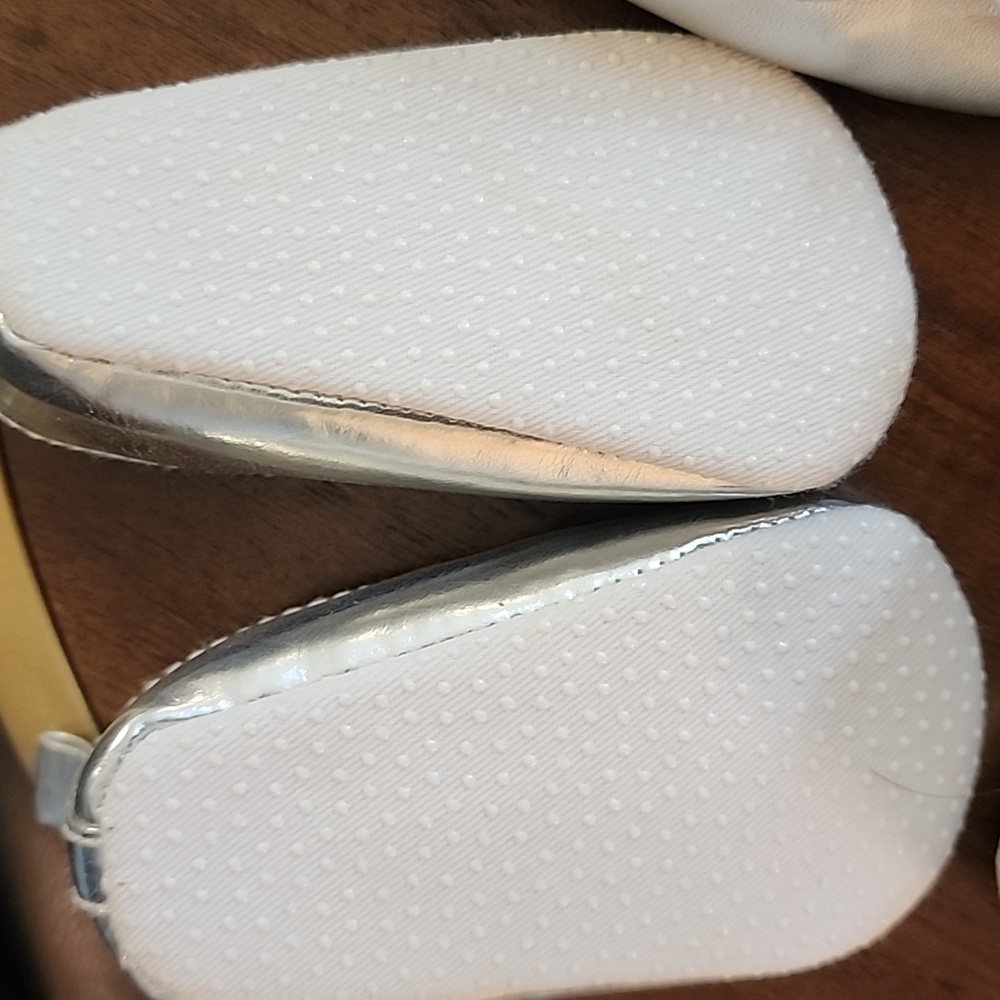 Bon Bebe Gymboree Baby Girl Shoes Sandals 4 Pairs 6 to 9 months - Picture 7 of 9